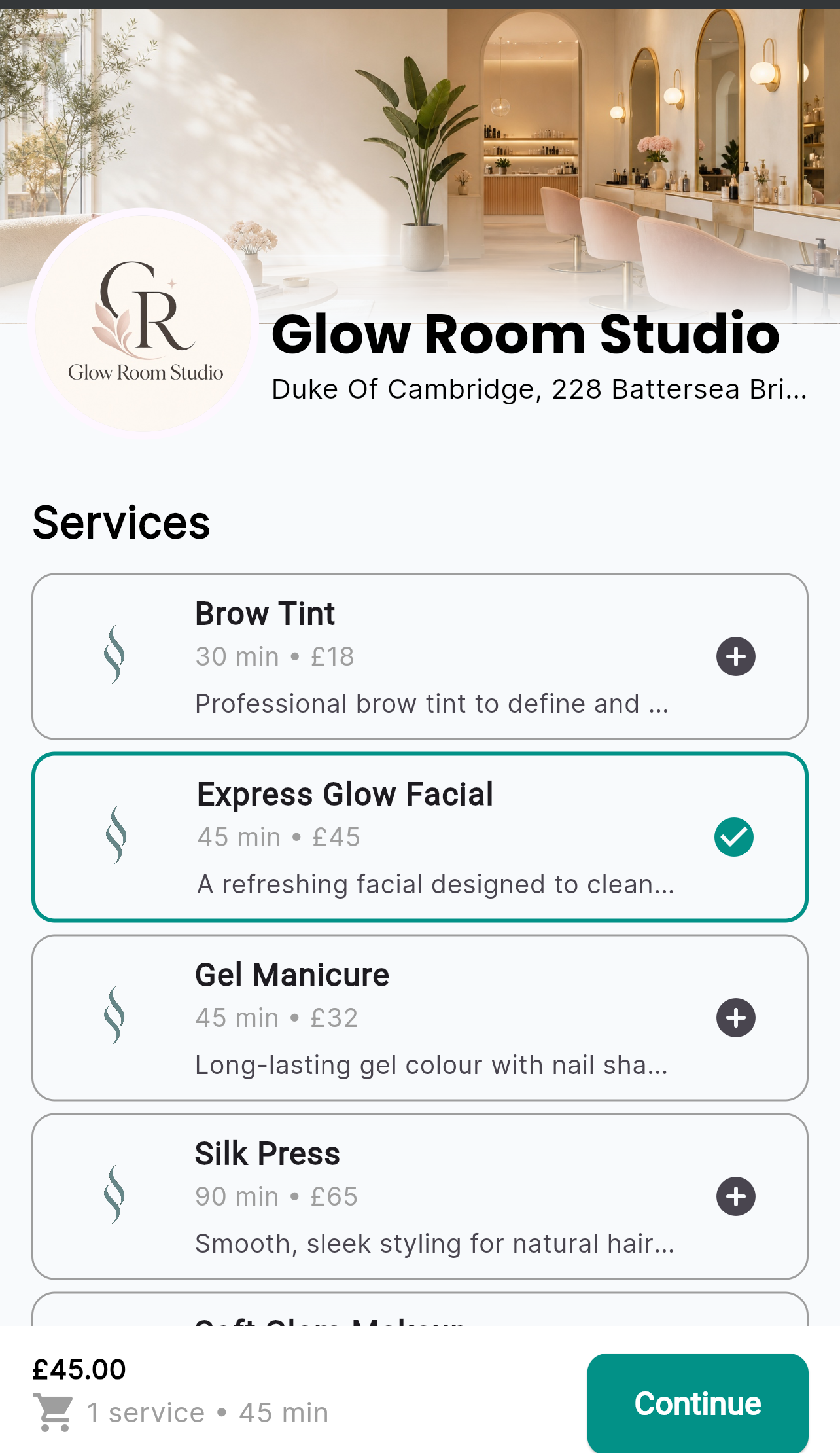 SalonSynq service selection screen